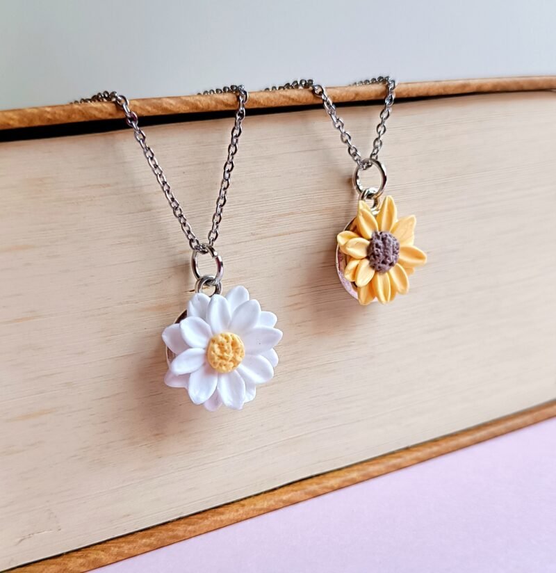 Collares